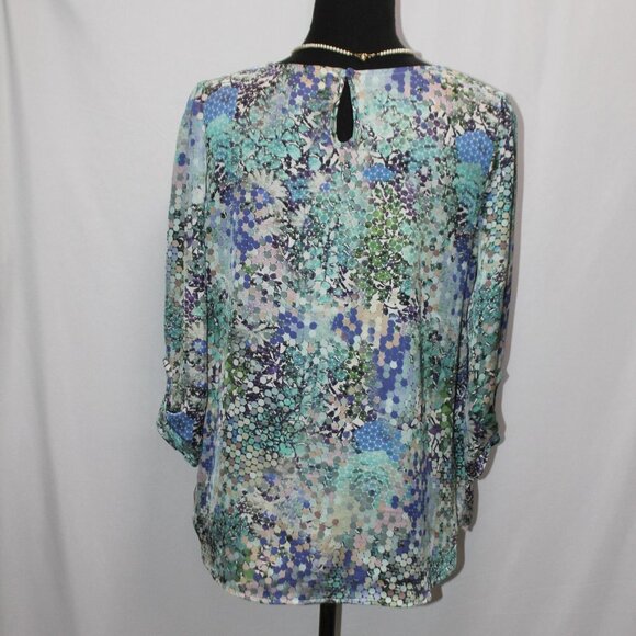 Peck & Peck Floral Pastel Color Peep-Hole Sleeve Blouse - Picture 5 of 11